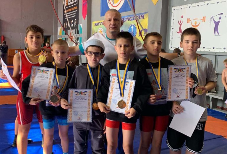 У Кривому Розі провели відкритий чемпіонат міста з вільної боротьби