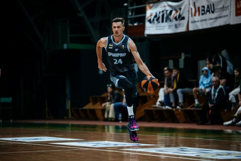 «Днепр» и «Киев-Баскет» возглавили Суперлигу GGBET после стартового тура