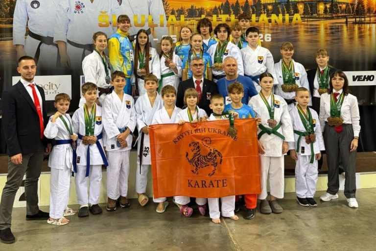 Каратисты из Кривого Рога завоевали 79 медалей на чемпионате мира в Литве