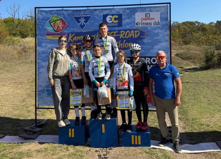 В Каменском состоялся чемпионат области по кроссовому дуатлону