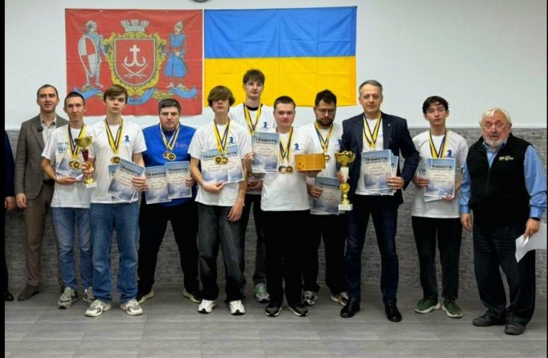 Шахісти Дніпропетровщини здобули “золото” та “бронзу” клубного чемпіонату України